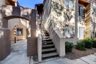 Photo #4: 2162281 Listing