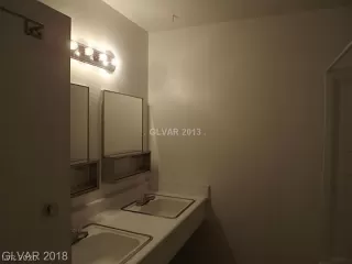 Photo #6: 2162302 Listing 