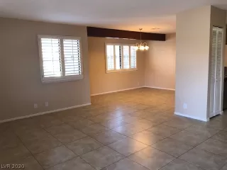 Photo #6: 2162313 Listing 