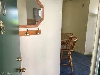 Photo #2: 2162318 Listing