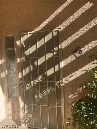 Photo #3: 2162321 Listing