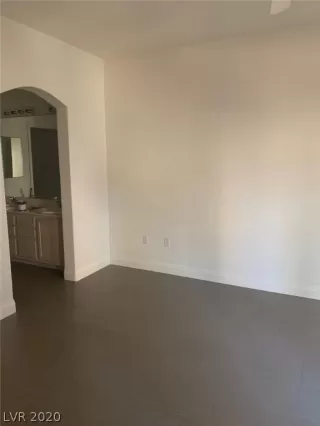 Photo #6: 2162321 Listing