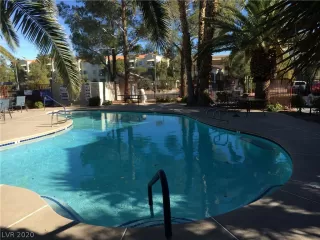 Photo #1: 2162337 Listing