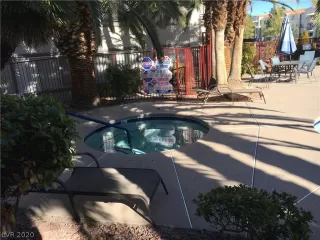 Photo #3: 2162337 Listing