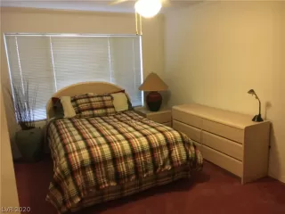 Photo #5: 2162337 Listing