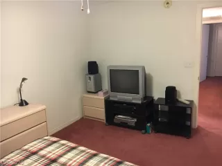 Photo #6: 2162337 Listing