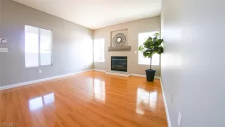 Photo #6: 2162350 Listing