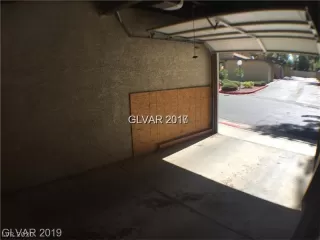 Photo #4: 2162355 Listing