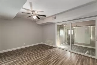Photo #1: 2162361 Listing