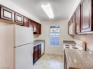 Photo #2: 2162371 Listing