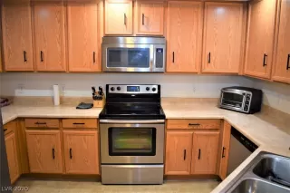 Photo #2: 2162418 Listing 