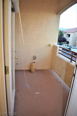 Photo #6: 2162418 Listing 