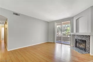 Photo #2: 2162465 Listing