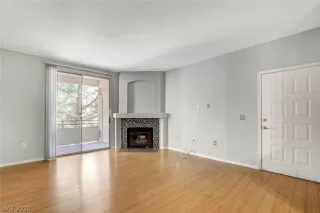 Photo #3: 2162465 Listing