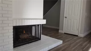 Photo #4: 2162482 Listing 