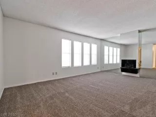 Photo #3: 2162496 Listing 