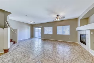 Photo #4: 2162512 Listing