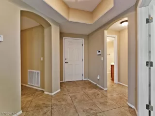 Photo #1: 2162532 Listing