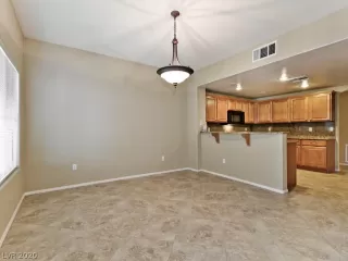 Photo #6: 2162532 Listing