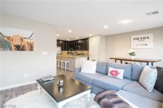 Photo #1: 2162533 Listing 