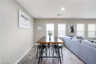 Photo #2: 2162533 Listing 