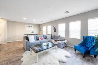 Photo #4: 2162533 Listing 