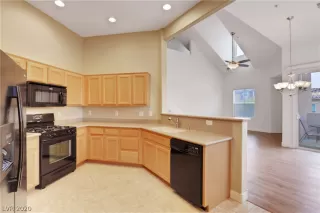 Photo #2: 2162554 Listing 