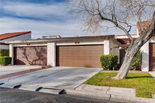 MLS: 2162566 Condo For Sale