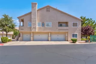 Photo #1: 2162567 Listing