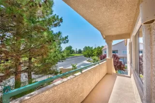 Photo #3: 2162567 Listing