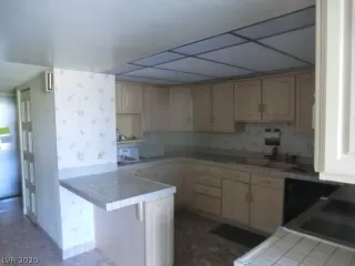 Photo #1: 2162615 Listing 