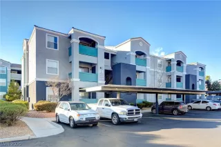 Photo #3: 2162673 Listing