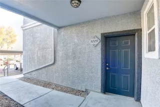 Photo #4: 2162673 Listing