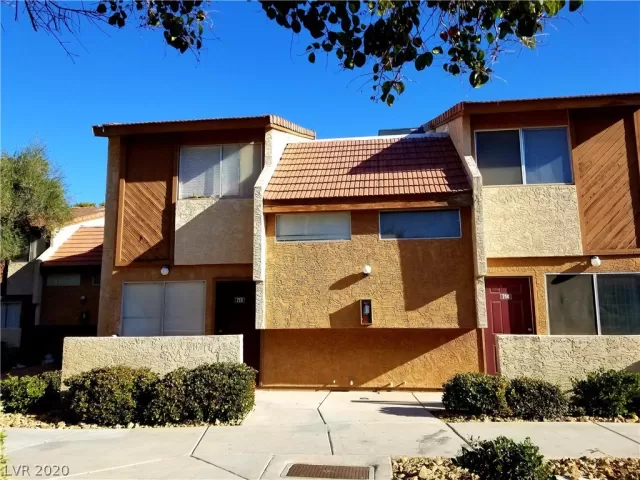 MLS: 2162687 Condo For Sale