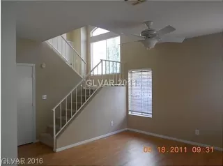 Photo #4: 2162708 Listing 