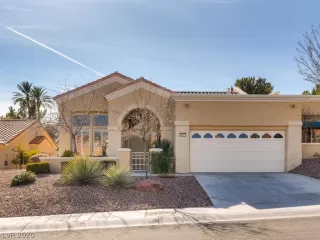 Photo #1: 2162715 Listing 