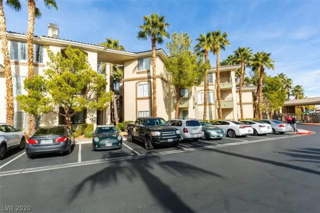 MLS: 2162844 Condo For Sale