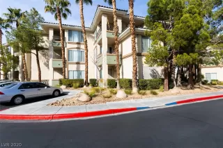 Photo #1: 2162844 Listing