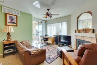 Photo #5: 2162844 Listing