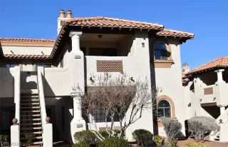 Photo #1: 2162873 Listing