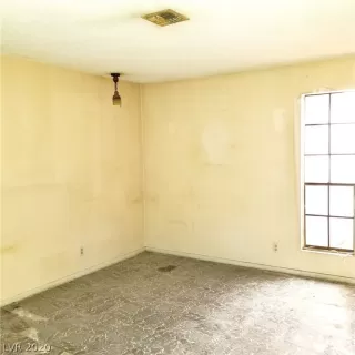 Photo #5: 2162895 Listing 