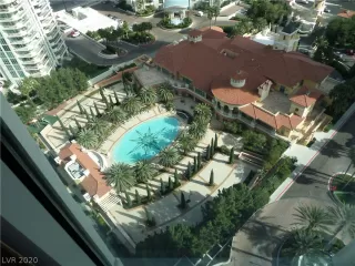 Photo #1: 2162945 Listing 