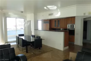 Photo #3: 2162945 Listing 