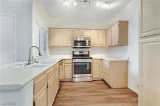 Photo #3: 2162956 Listing 