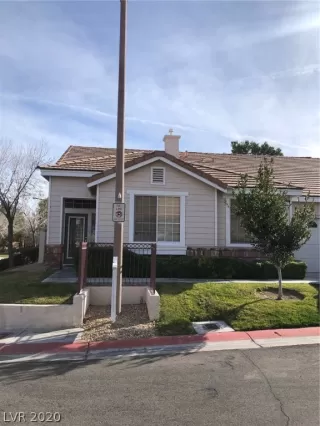 Photo #3: 2163046 Listing