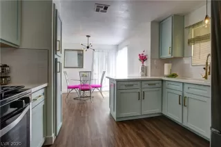 Photo #6: 2163047 Listing 