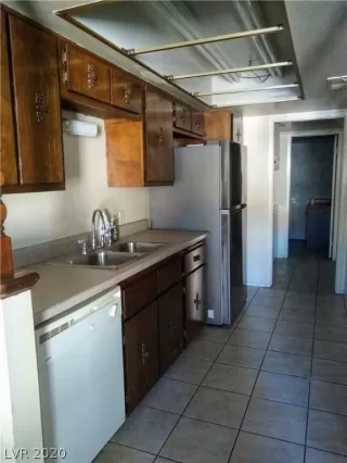 Photo #6: 2163057 Listing