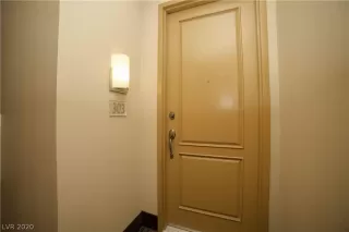 Photo #2: 2163062 Listing