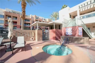 Photo #5: 2163062 Listing