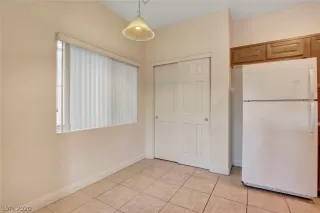 Photo #5: 2163089 Listing